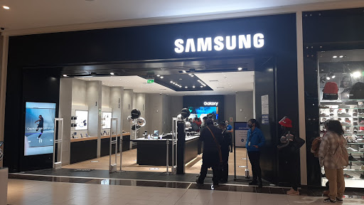 Tienda de Experiencia Samsung (SES) Real Plaza Cusco