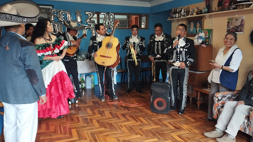 Mariachis Cusco Oficial - Local