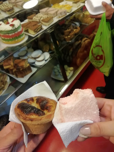 De Tradición: Pasteleria, Café, Bagueteria