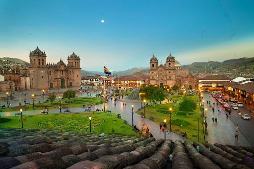 Bullfrogs Rooftop Cusco